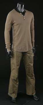 Dexter - Lot 145 - VARIOUS SEASONS - Dexter Morgan’s (Michael C. Hall) Stalking Costume