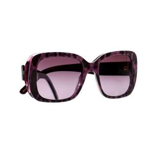 Lot #28 – Californication (2007-2014) Marcy Pamela Adlon Production Worn Sun Glasses