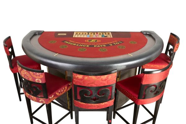 Jerry Weintraub | Lot #56 - “Ocean’s Thirteen” Blackjack Table and Chairs | Julien’s