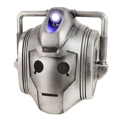 Doctor Who (Tv Series, 2005-2022) | Light-Up Cyber-Warrior Helmet | Propstore
