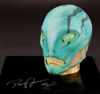 Lot 896 - ABE SAPIEN MASK “HELLBOY”