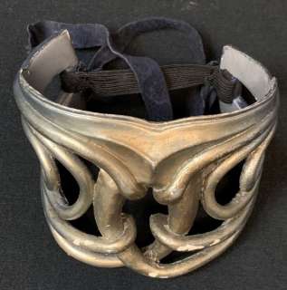 Lot 278 - John Carter (2012) - Helium Soldier Armband