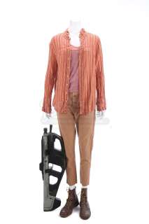 The Divergent Series: Insurgent (2015) - Lot 91 - Beatrice "Tris" Prior‘s Amity Refugee Camp Conflict Costume With Rifle