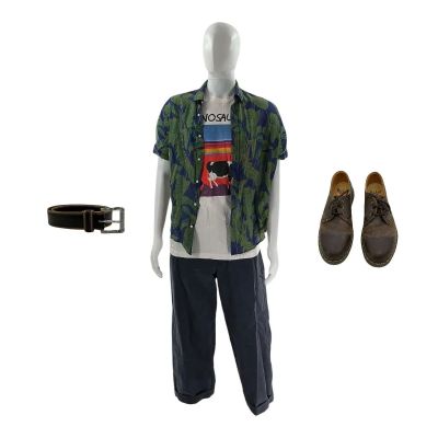 MERV Russ Screen Worn Button-Up Shirt, T-Shirt, Pants, Belt & Casual Shoes Ch 30 Sc 93-102Pt2 | VIP Fan Auctions