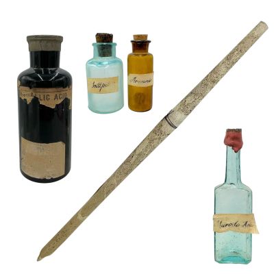 Lot 191: The Bluff Ercell Screen Used (4) Bottles & Map | VIP Fan Auctions
