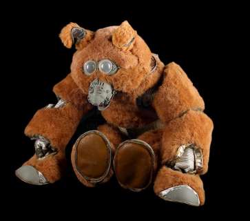 BATTLESTAR GALACTICA (TV SERIES, 1978-1979) - Lot 132 - Muffit II Robot Daggit Costume