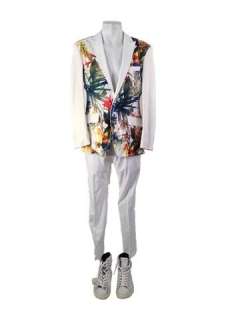 Father Figures Kyle (Owen Wilson) Movie Costumes | Premiere Props