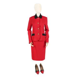 The Crown - Lot 124 - Elizabeth Debicki (as Princess Diana): A bouclé skirt suit Season 5, Episode 2, ‘The System‘