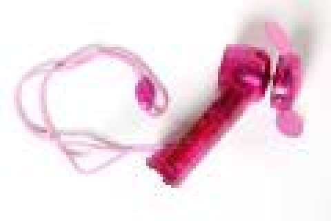 Breaking Bad - Lot 61 - Jesse Pinkman‘s Hand Fan