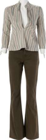 Friends (NBC TV, 1994-2004), Courteney Cox "Monica Geller" Ensemble from Episode "The One with the Sharks".