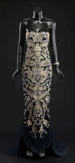 Hannibal - Lot 1262 - SEASON 3 EPISODE 1: "ANTIPASTO" Bedelia Du Maurier‘s (Gillian Anderson) Gown, Bracelet, and Shoes