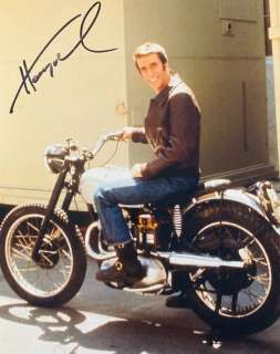 Happy Days - Classic TV | Happy Days - Classic TV - Henry Winkler (The Fonz) - Autograph, Photography, Signed with Coa | Catawiki