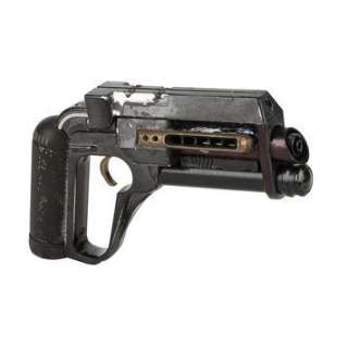 6TH DAY, THE (2000) - Lot 632 - SFX Foosh Pistol