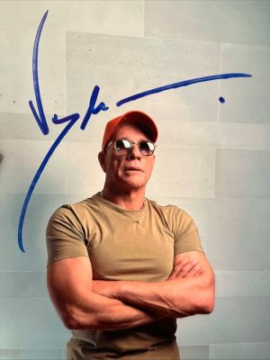 Jean Claude Van Damme - Photo dédicacée Van Damme 2024 | Catawiki