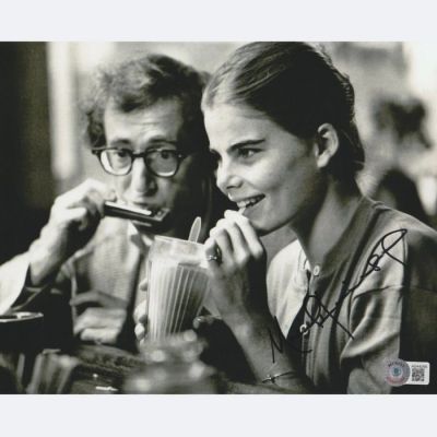 Superman IV - Signed by Mariel Hemingway (Lacy Warfield) | Catawiki