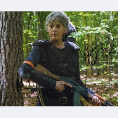 The Walking Dead - Signed by Melissa McBride (Carol) | Catawiki