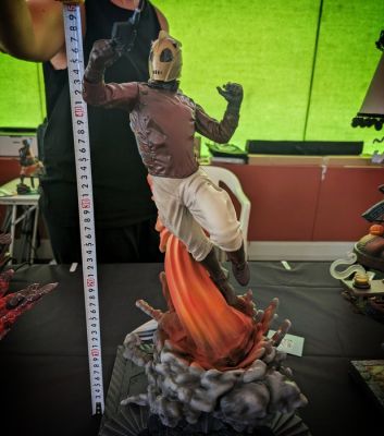 Rocketeer, - 50cm Resin Statue - Flight Base with Flame Effect - Hand-Painted - Morphos Studio | Catawiki