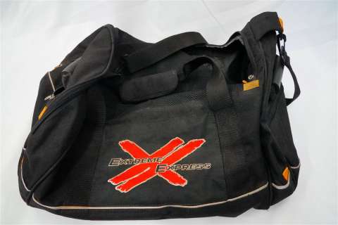 The 6th Day-Prop Duffel Bag W/COA | GWS Auctions