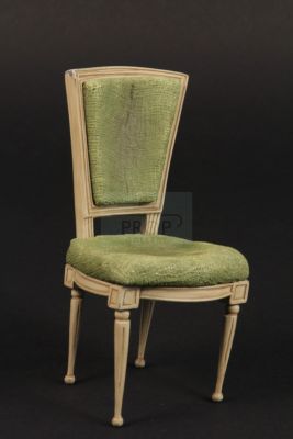 Coraline | Chair miniature | The Prop Gallery