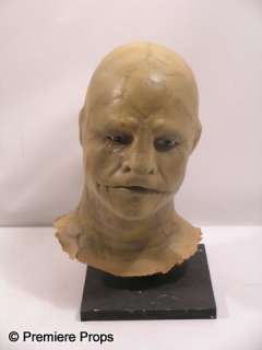 Ssssssss (1973) Mask | Premiere Props