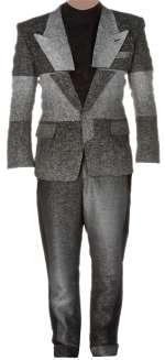 Lot 77 - "Peeta Mellark" proposal ensemble worn in The Hunger Games: Catching Fire .