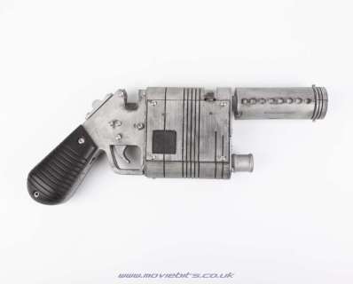 Cambria Math | Star Wars: The Force Awakens - Rey’s NN-14 Blaster Pistol | Movie Bits