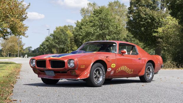 Cannonball | 1974 Pontiac Trans Am Super Duty - 1976 "Cannonball" Movie Car, 455 CI V-8, 4-Speed | Mecum Auctions