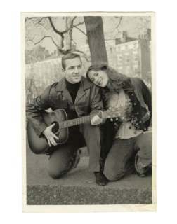 ELF (2003) - Lot #615 : Buddy‘s (Will Ferrell) Crinkled Photograph of Walter Hobbs (James Caan) and Susan Wells (Jane Bradbury)