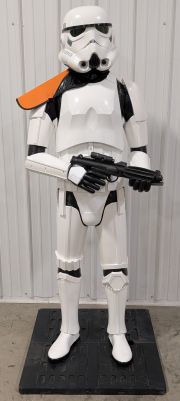 Lot 3266 - 6ft Life Size Star Wars Stormtrooper / Sandtrooper | misc / divers