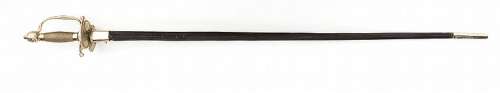 Lot 628 - Hero Russell Crowe "Javert" fencing foil from Les Miserables.