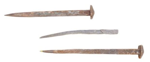 THE PASSION OF THE CHRIST (2004) - Lot #981 : Jesus‘ (Jim Caviezel) Nails