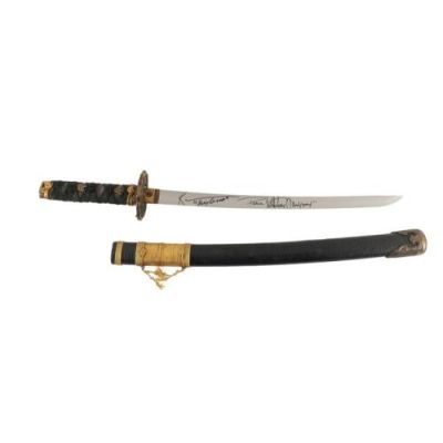 THE BODYGUARD (1992) - Lot #2041 : Planet Hollywood Collection: Kevin Costner and Whitney Houston-Autographed Frank Farmer‘s Wakizashi Sword Replica