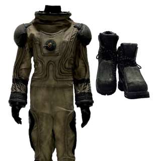 Snowpiercer Alexandra Cavill (Played By Rowan Blanchard) Screen Worn Breach Suit Costume Ss 2 & 3 | VIP Fan Auctions