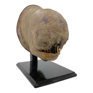 Burrowers (2008) Screen Used Alien Head | VIP Fan Auctions