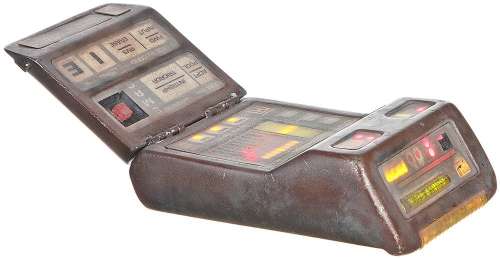 Star Trek: Voyager Hero Mark X Science Tricorder | Propworx