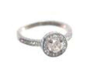 Mad Men - Lot 2634 - Betty‘s Wedding Ring From Henry