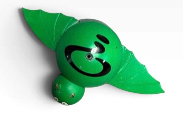 Lot 46 - Batman Forever (1995) - The Riddler (Jim Carrey) Signature Bomb Prop | Hanlin Auction Service