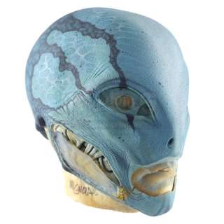 HELLBOY II: THE GOLDEN ARMY (2008) - Lot 110 - Abe Sapien‘s (Doug Jones) Mask