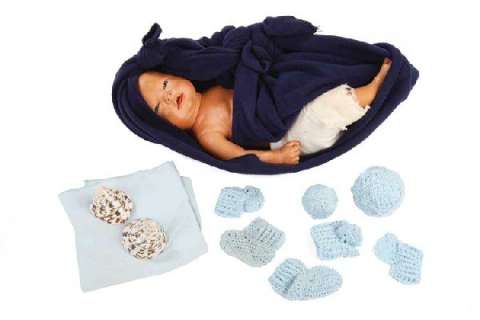 LOST - Lot 174 - Claire‘s prop baby, Aaron, in bjorn