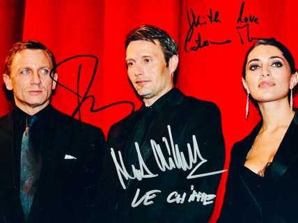 James Bond 007: Casino Royale - Triple Signed by Daniel Craig, Mads Mikkelsen & Caterina Murino | Catawiki