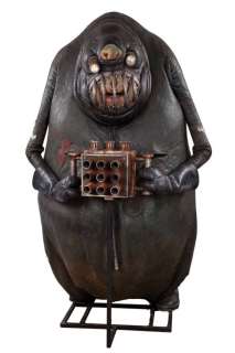 Lot 1294 - The Hitchhiker‘s Guide to the Galaxy stndng Vogon