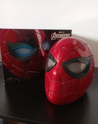 Marvel: Avengers - Hasbro - - Movie prop Spiderman Iron Helmet Premium | Catawiki