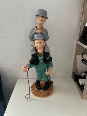 La Grande Vadrouille - Louis de Funès & Bourvil - Saint Emett Editions | Catawiki