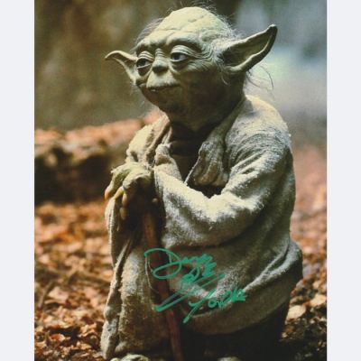 Star Wars Episode V: The Empire Strikes Back - Signed by Deep Roy (Yoda) | Catawiki
