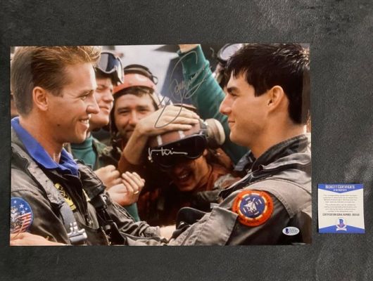 Top Gun - Tom Cruise (Maverick) & Val Kilmer+ (Iceman) - Double signed - 12x18" - Beckett COA | Catawiki
