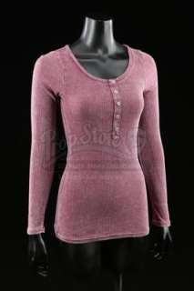 Justified - Lot 20 - S5E11 - The Toll: Wendy Crowe‘s (as portrayed by Alicia Witt) Burgundy Shirt