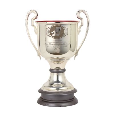 Jerry Weintraub | Lot #54 - “Ocean’s Thirteen” Prop Trophy | Julien’s