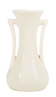 Lot 877 - Sex And The City | Sarah Jessica Parker "Carrie Bradshaw" Apartment Vase