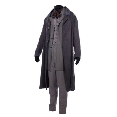 LITTLE WOMEN (2019) - Lot #818 : Laurie‘s (Timothee Chalamet) Screen-Matched Paris Ensemble and Posing Suit