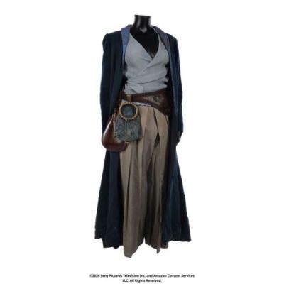 Wheel of Time, the (T.V. Series, 2021-2023) | Lot  59. Moiraine Damodred’s Eye of the World Costume | Propstore